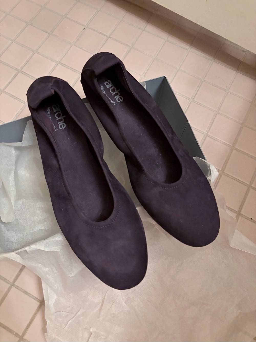 Arche LAIUS Nubuck Ballet Flats in Cassis (Dark Purple) EU 41/ US 9.5